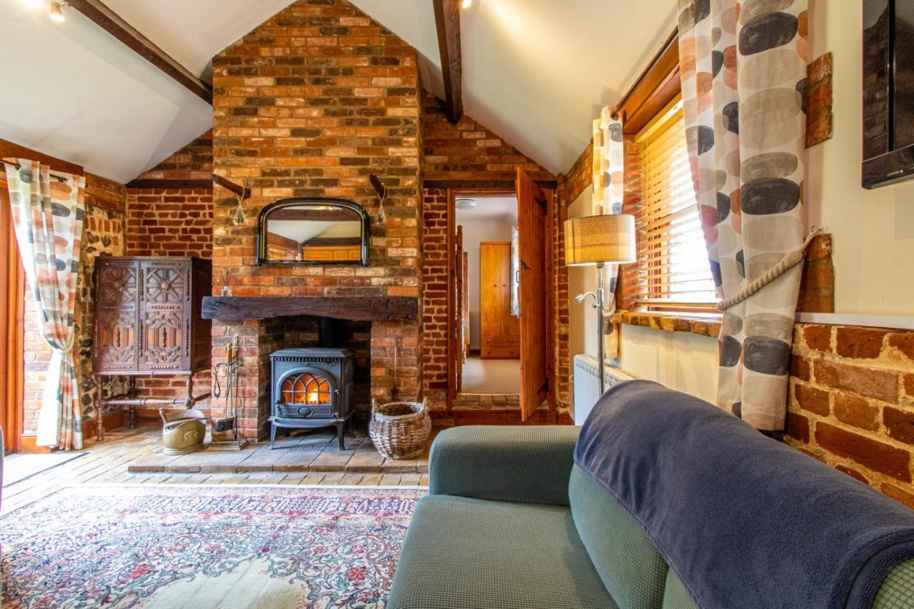 Laburnum Holiday Cottage Tunstead  Extérieur photo